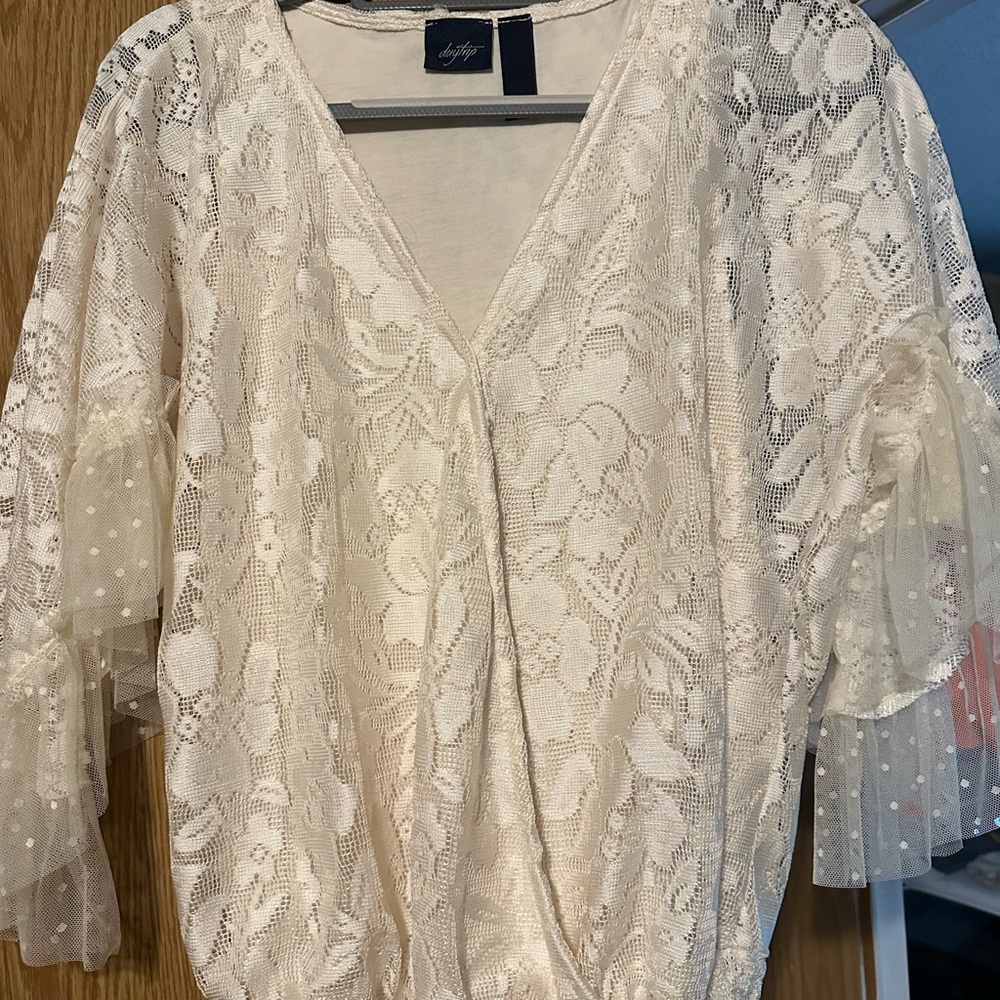 Daytrip Floral Lace Cream Blouse